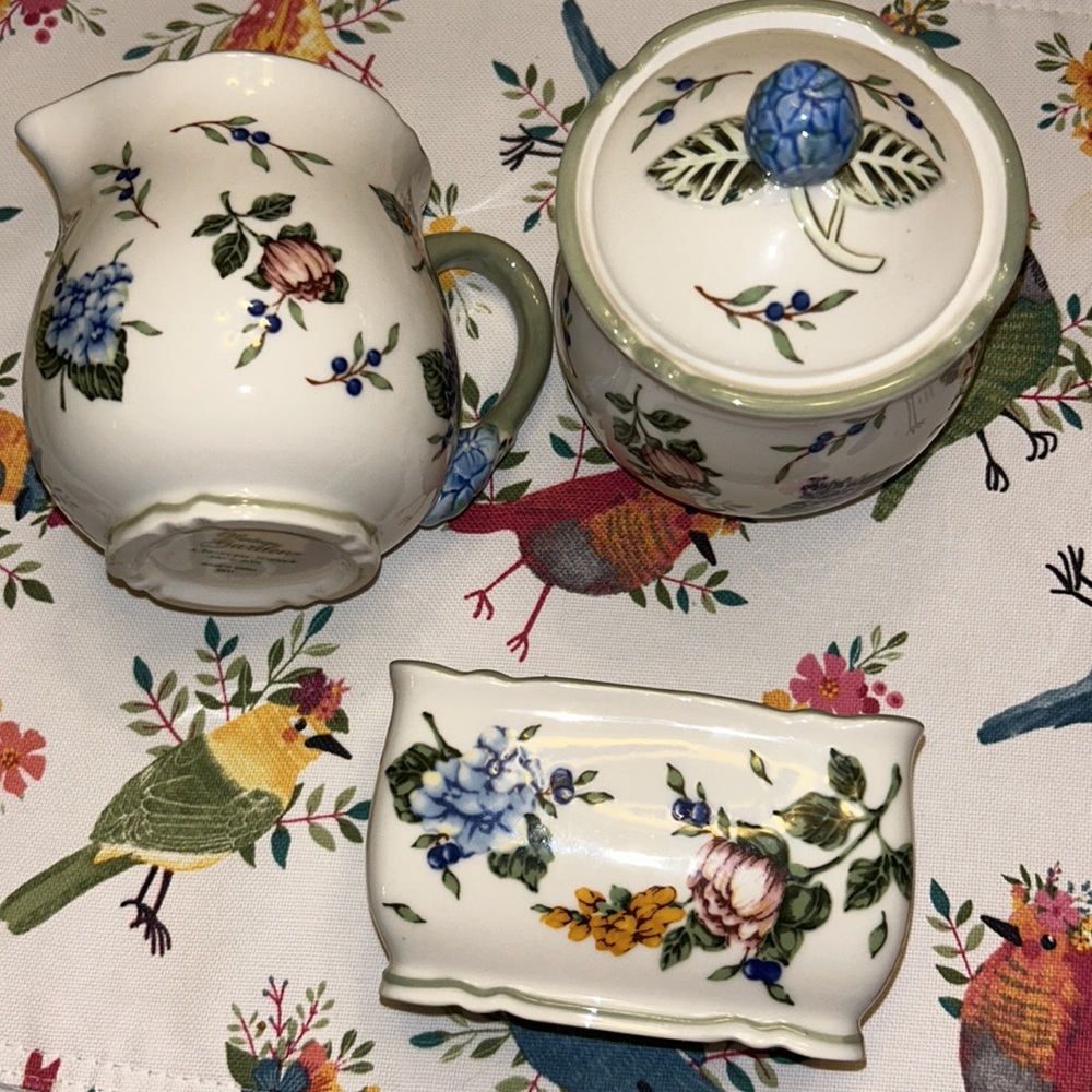 Princess House Floral Ceramic Sugar packet, Creamer and Sugar bowl set. - Picture 3 of 5